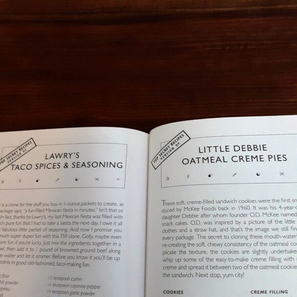 Cookbook "Top Secret‎ Recipes - Classics" Todd Wilbur America's Fave Food… - Picture 8 of 13